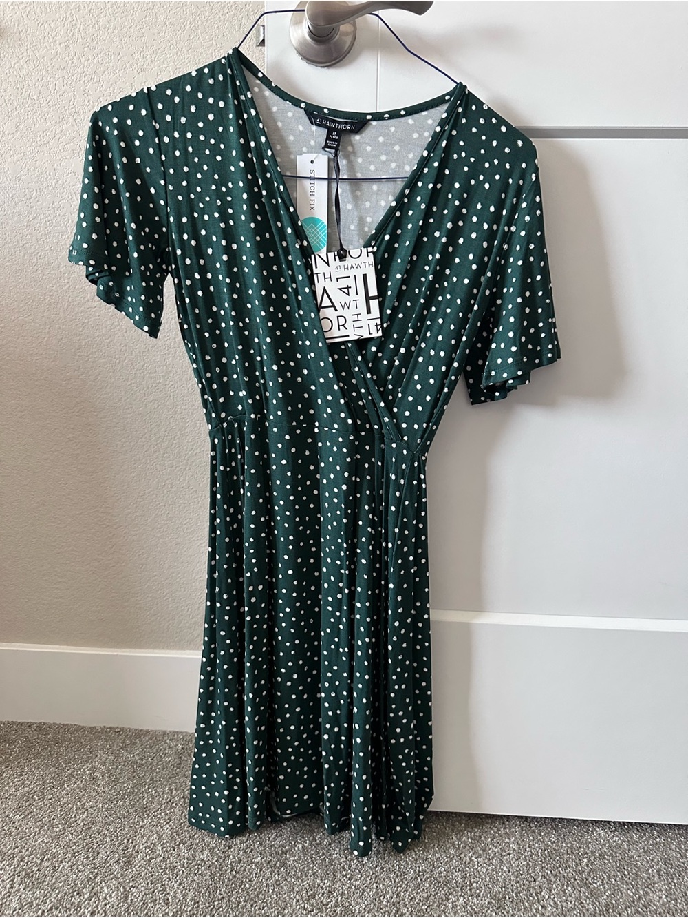 NWT 41 Hawthorn Elisse Knit Surplice Dress Green White Polka Dot XSP Petite